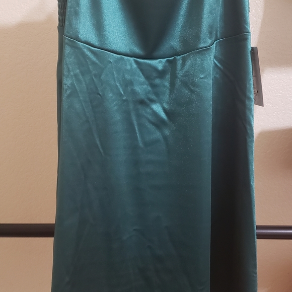 Dress 👗 - Picture 2 of 4